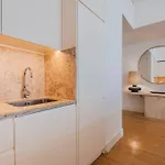 178 Stunning Parliament Views - By Feeling Apartment