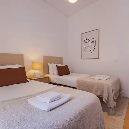 178 Stunning Parliament Views - By Feeling Apartment *