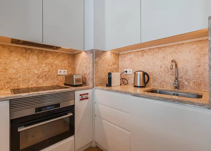 شقة 178 Stunning Parliament Views - By Feeling Lisboa