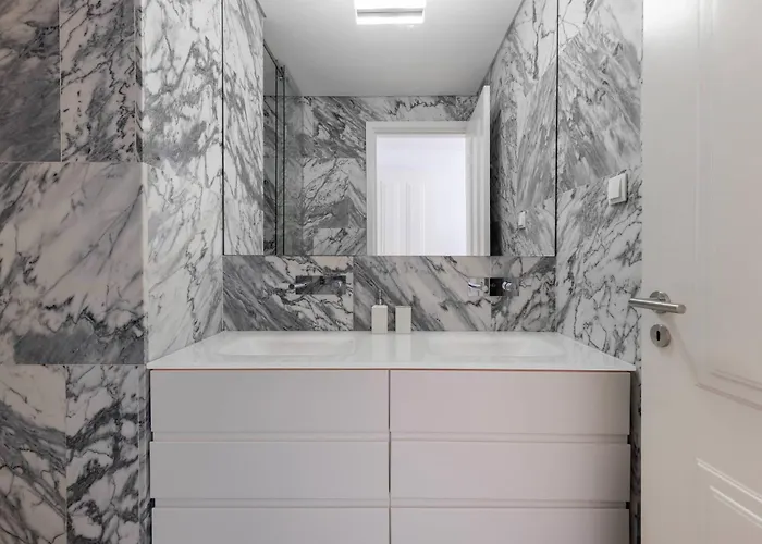 178 Stunning Parliament Views - By Feeling * Lisboa