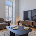 178 Stunning Parliament Views - By Feeling شقة *